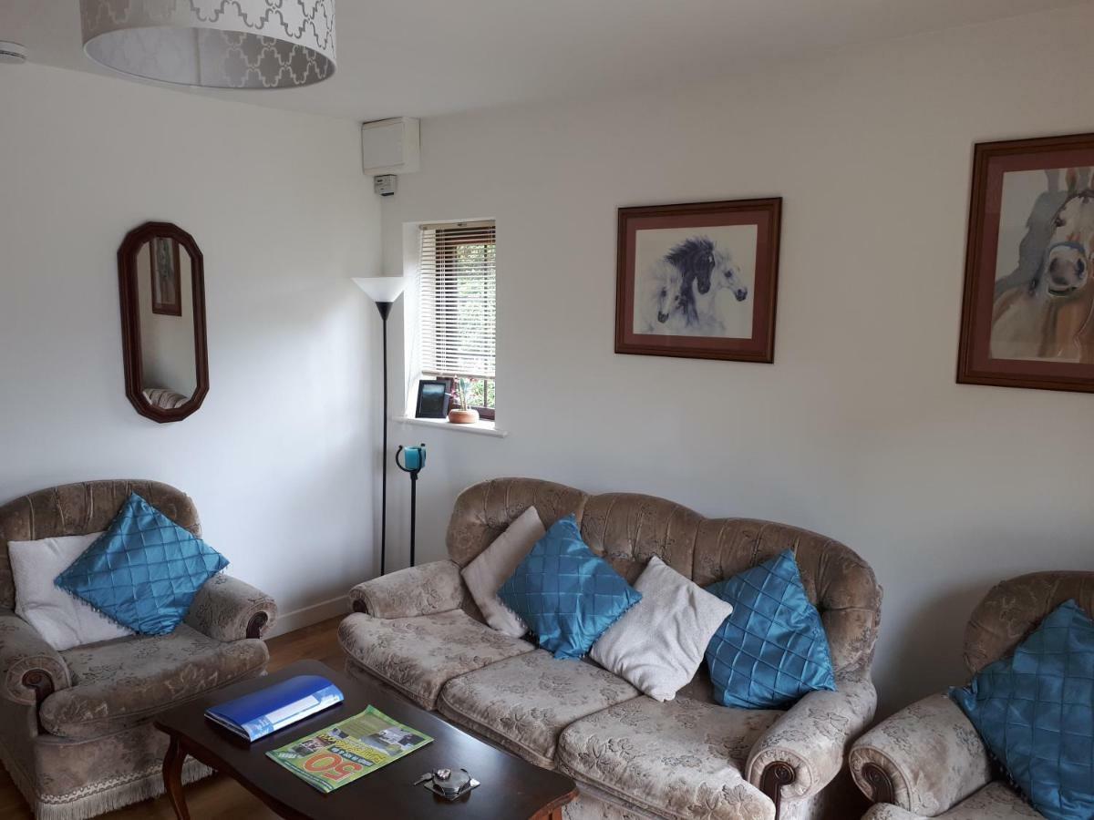 Inisfail Apartment คิลลาร์นีย์ ภายนอก รูปภาพ